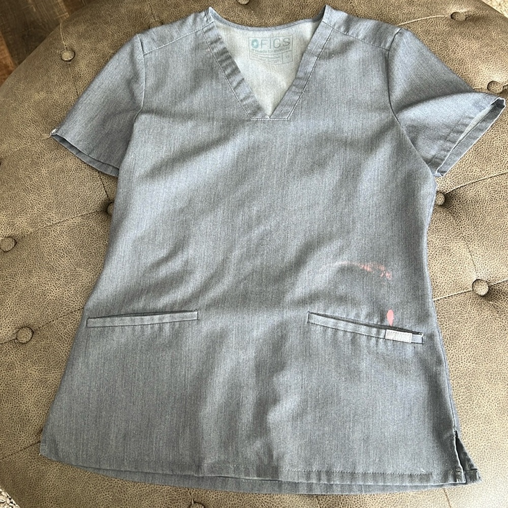 Figs graphite xs top